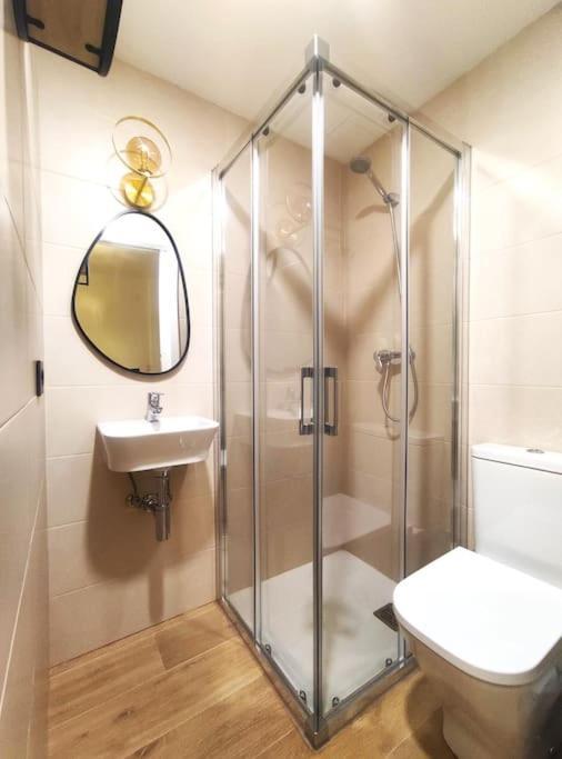 Oasis Suites Fernando IV Sevilla Eksteriør bilde